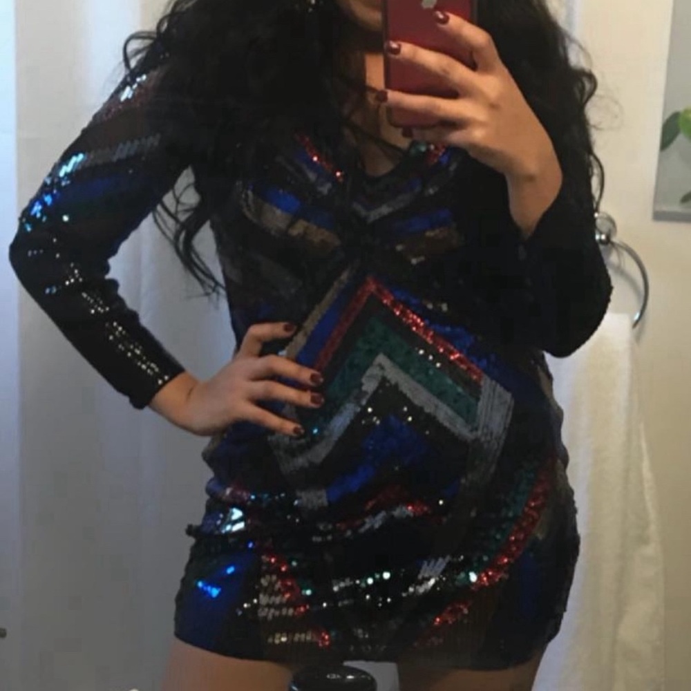 Sequins dress - Picture 1 of 3